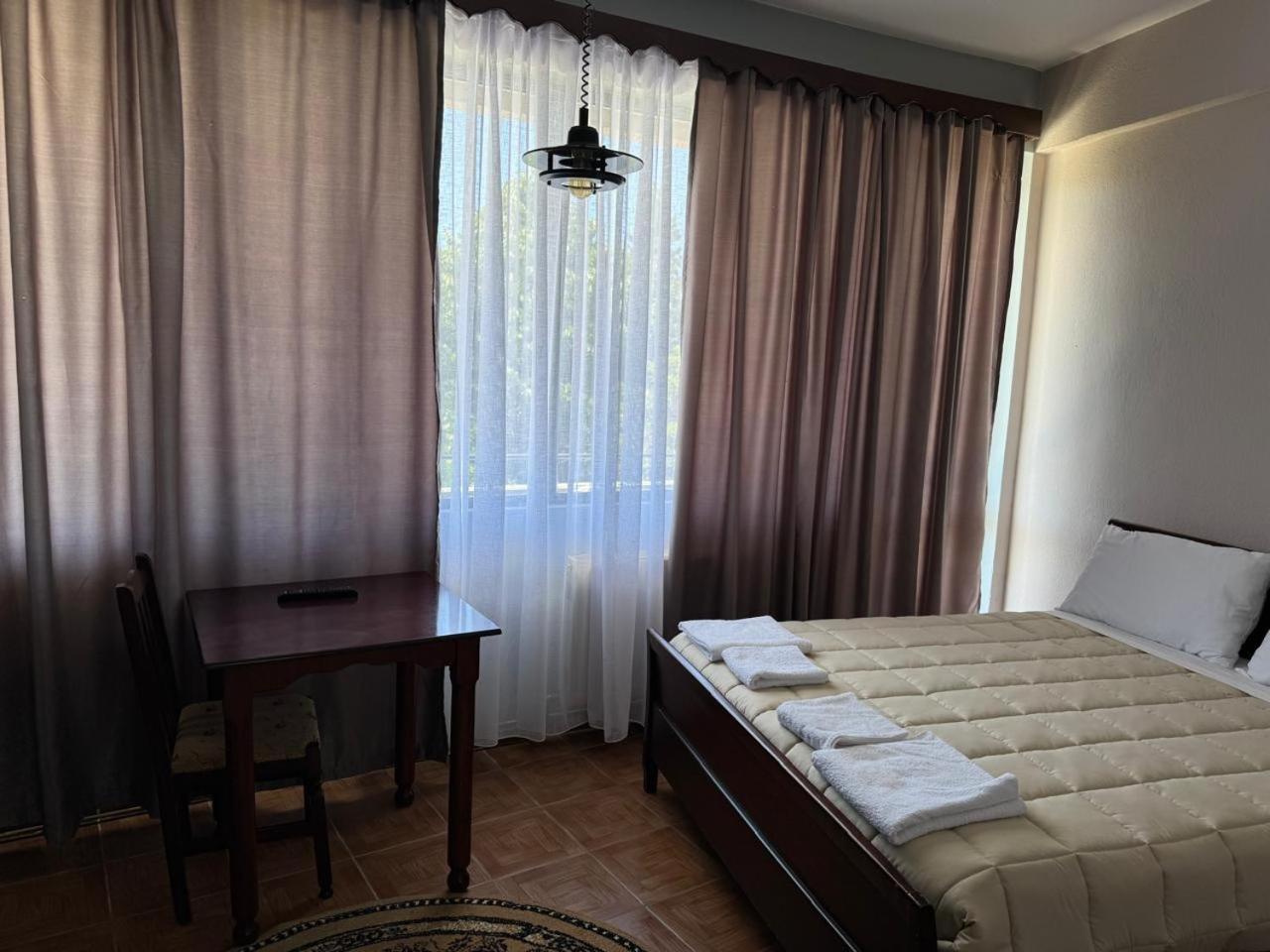 Sirena Hotel Tushemisht Extérieur photo