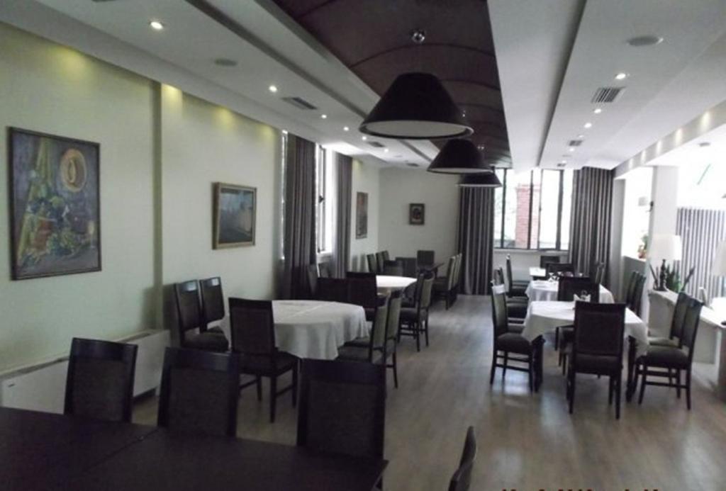 Sirena Hotel Tushemisht Extérieur photo