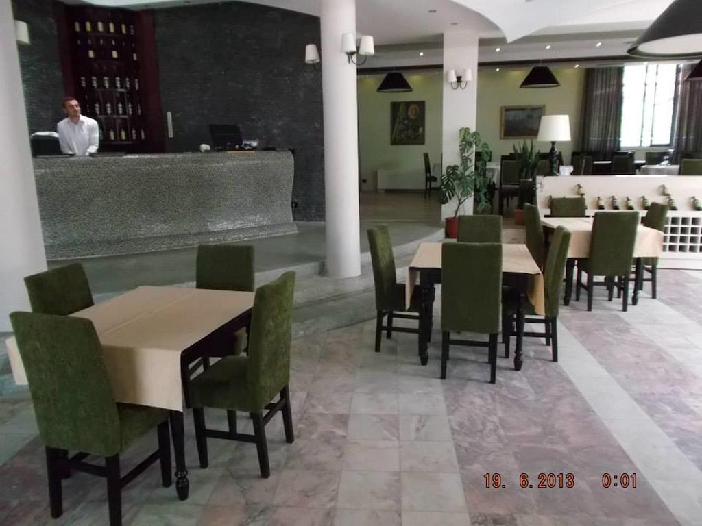 Sirena Hotel Tushemisht Extérieur photo